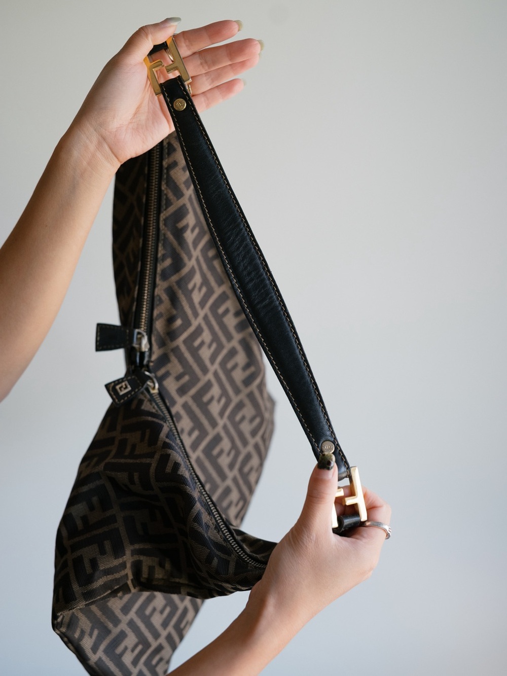 Fendi hobo zucca bag - Picture 5 of 11
